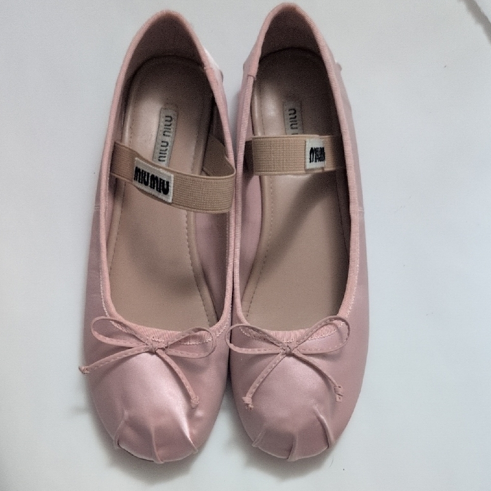 Miu Miu Pink Satin Ballet Flats - Picture 3 of 16